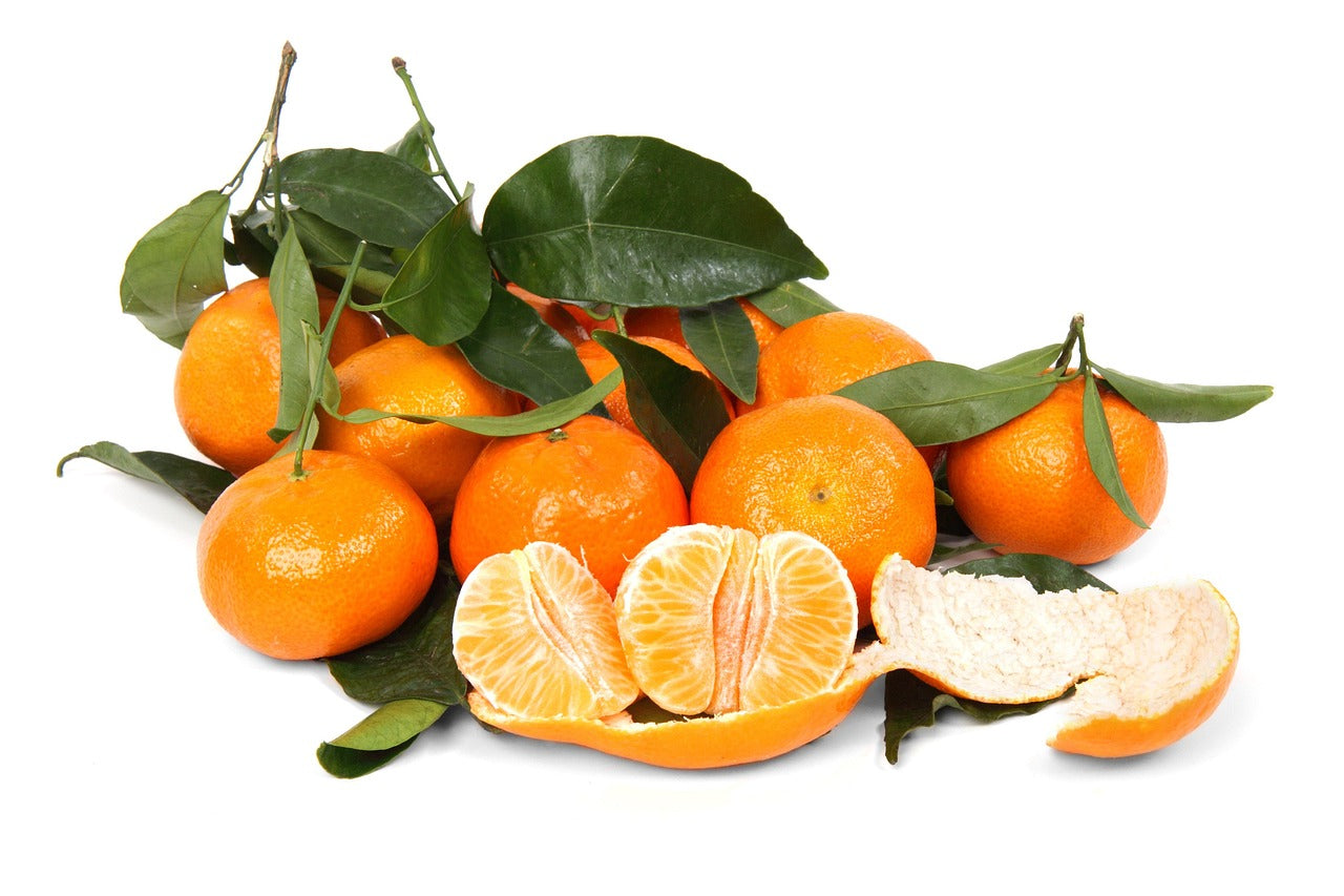 mandarins with leaves